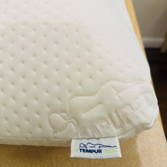 😴 Tempur-Pedic 😴 Symphony Pillow - Picture 8 of 12